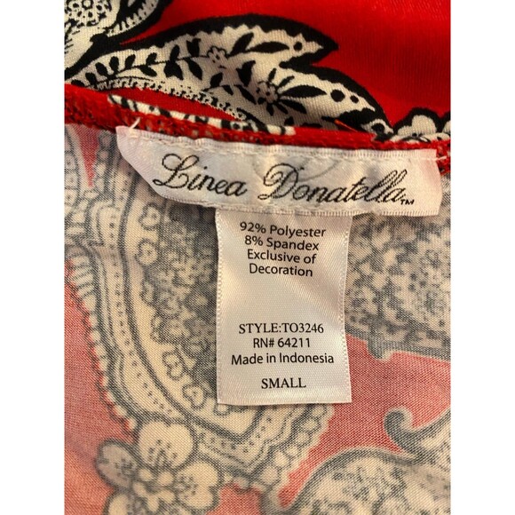 Linea Donatella Size Small Red Black Paisley Top w/Lace Neckline Sexy! - Picture 7 of 9